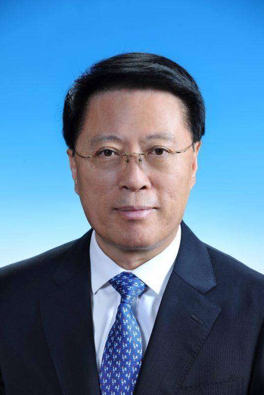 此前担任山东潍坊市委书记的江敦涛已当选新一届重庆市人大代表