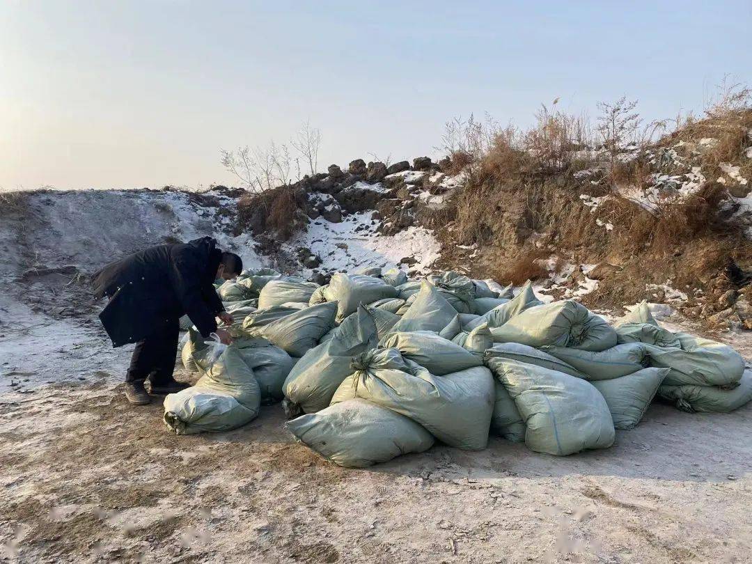 大庆警方破获特大涉油案件!跨省抓捕42人!_线索_谭某来_侦查