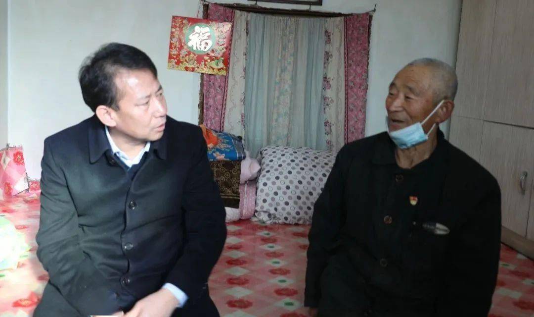 通化县委书记戴存鹤进行节前走访慰问