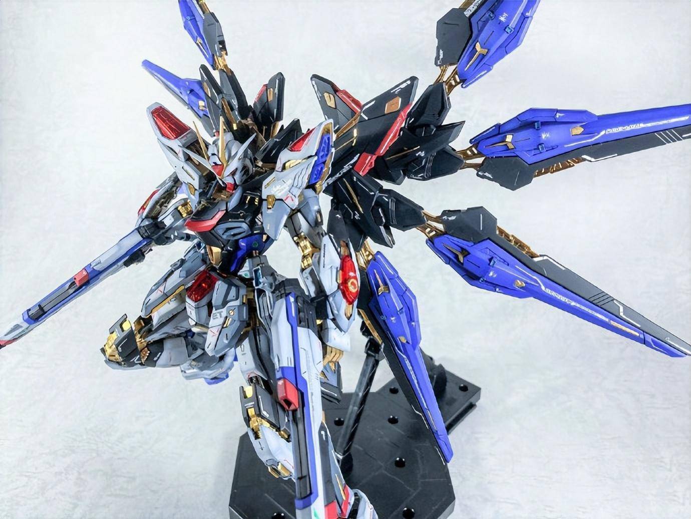 阴影涂装mgex强袭自由高达模型