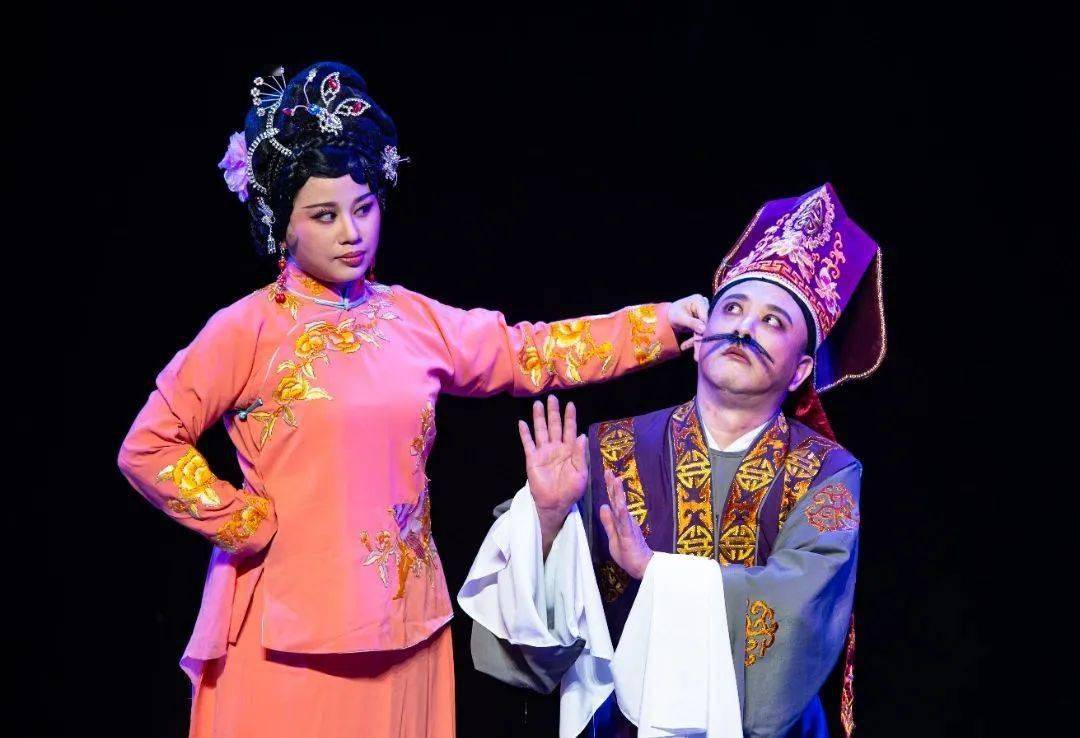 和扣人心弦的精彩剧情跌宕起伏的爱情故事《金花牧羊》经典古装潮剧