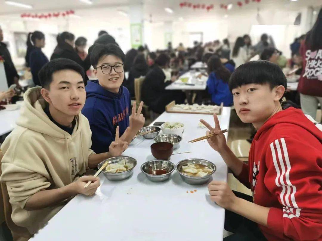 七宝中学新疆班新春系列活动剪影_高一_高三_观众