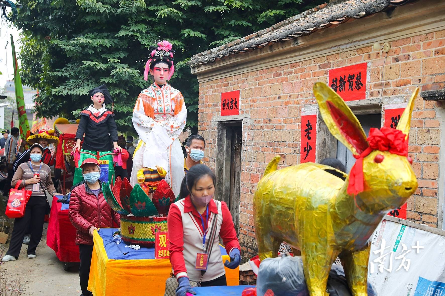 图集|湛江遂溪黄略村龙腾狮跃闹新春 年味十足_郭龙碧_伟强_活动