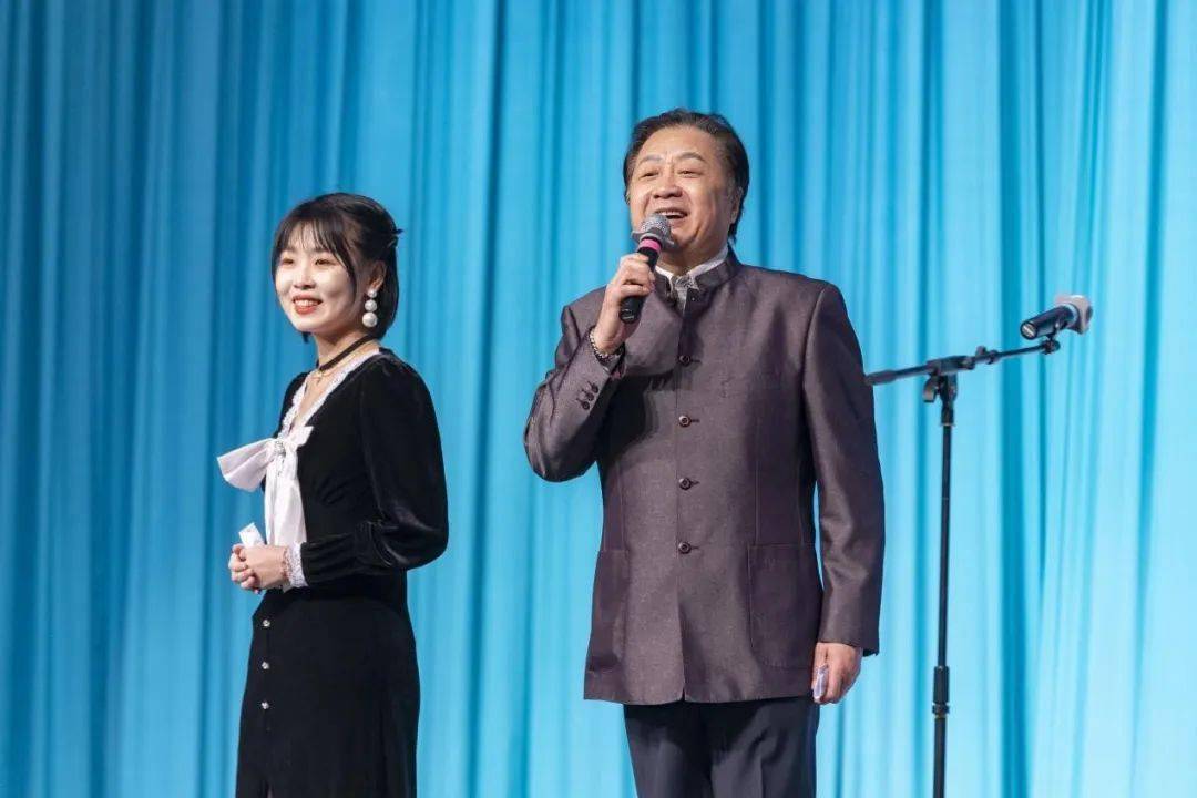 【收集中国节·元宵】相声专场惠民表演举行