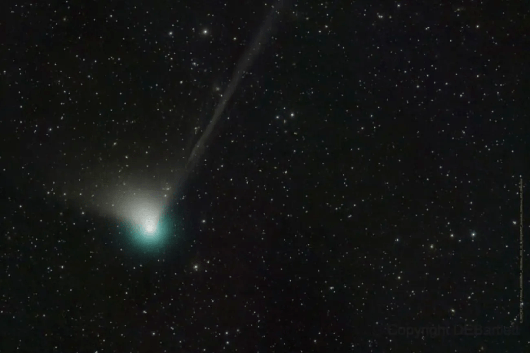 相隔5万年，罕见绿色彗星将掠过地球！_the_comet_For