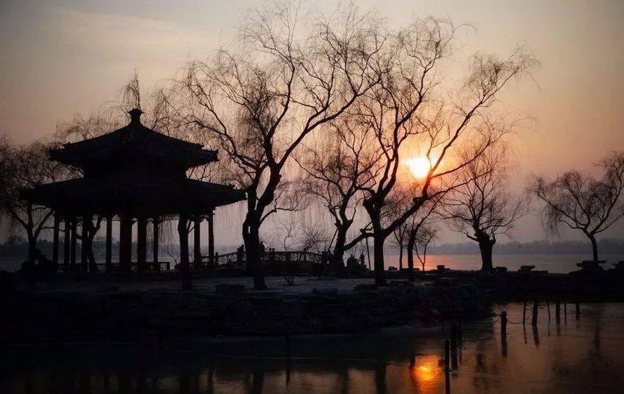 立春寻古迹:知春亭_昆明湖_颐和园_小岛