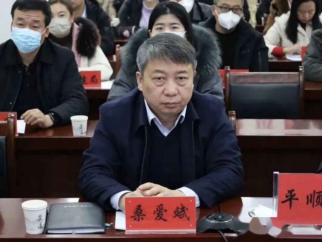 平顺县委副书记,政法委书记桑爱斌把脱贫劳动力务工