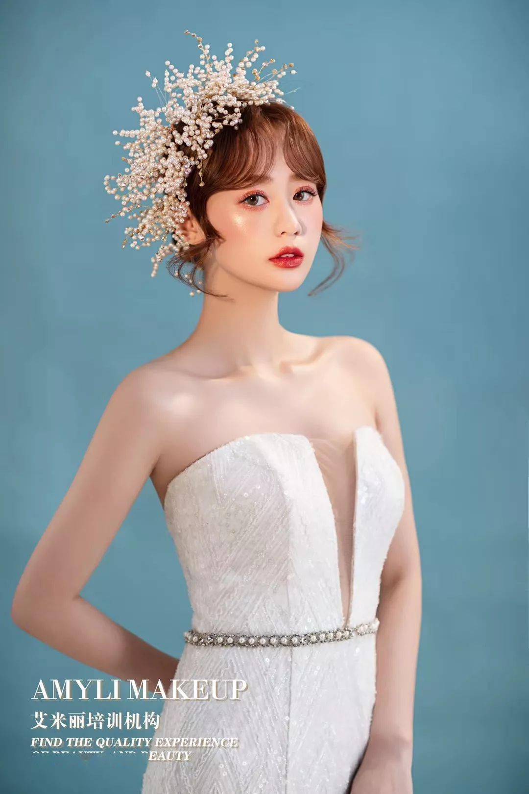 简约韩系+减龄抽丝+中式复古新娘造型出炉美炸裂