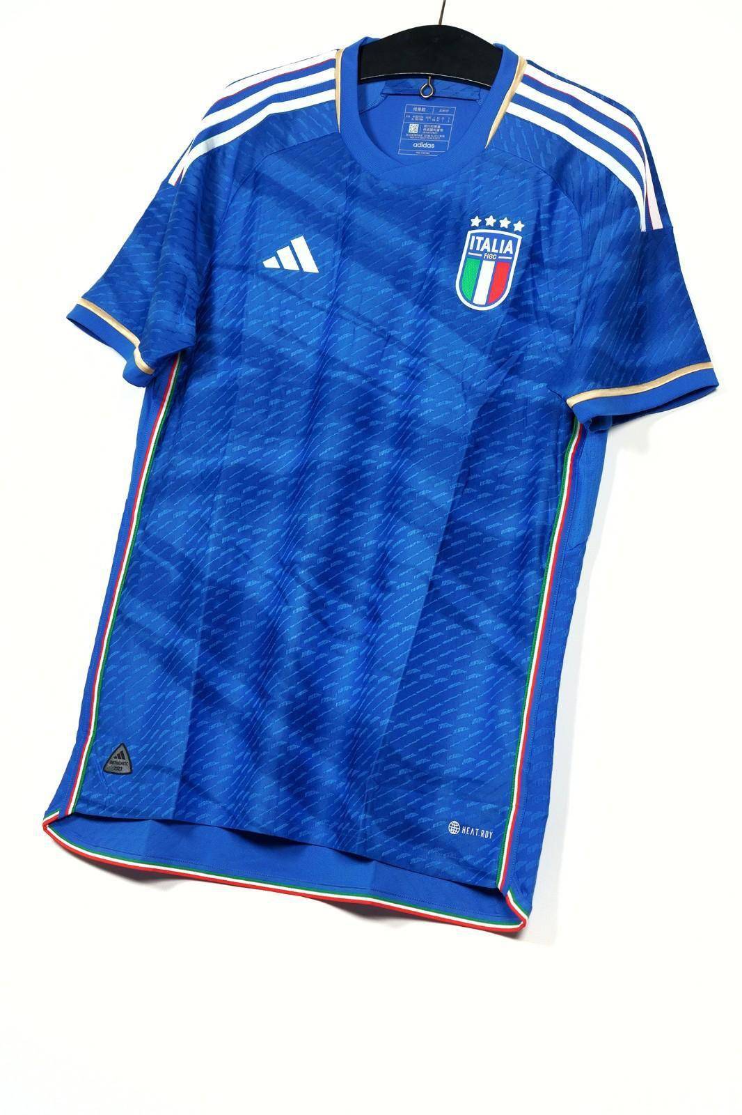 adidas意大利国家队主场球衣球员版_阿迪达斯_元素_传统