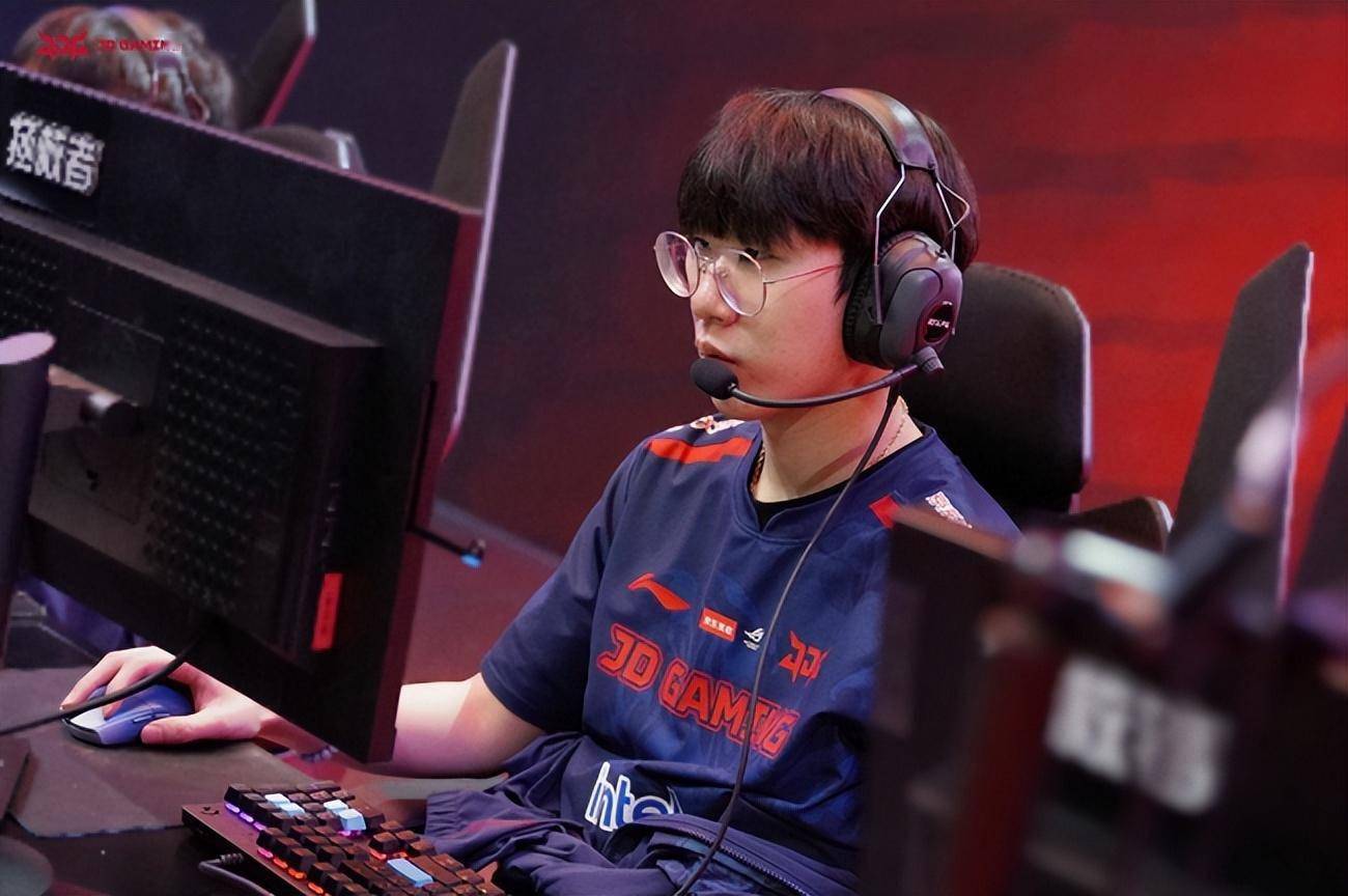 专访jdg下路ruler:下一场对阵light选手时我想展现出
