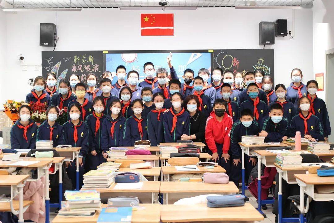 西城区开学第一课活动_幼儿园新学期_西城区中小学开学典礼