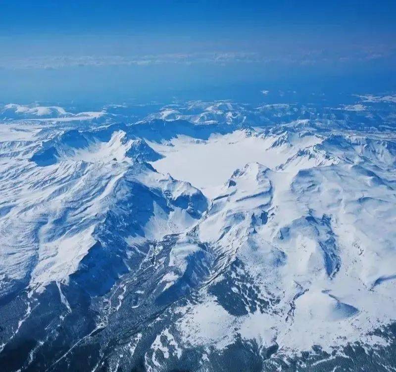吉林的春雪仙境，你感受到了吗？探秘冰雪浪漫与温暖交织的二月之旅雪舞春光，吉林等你共绘冬春之恋
