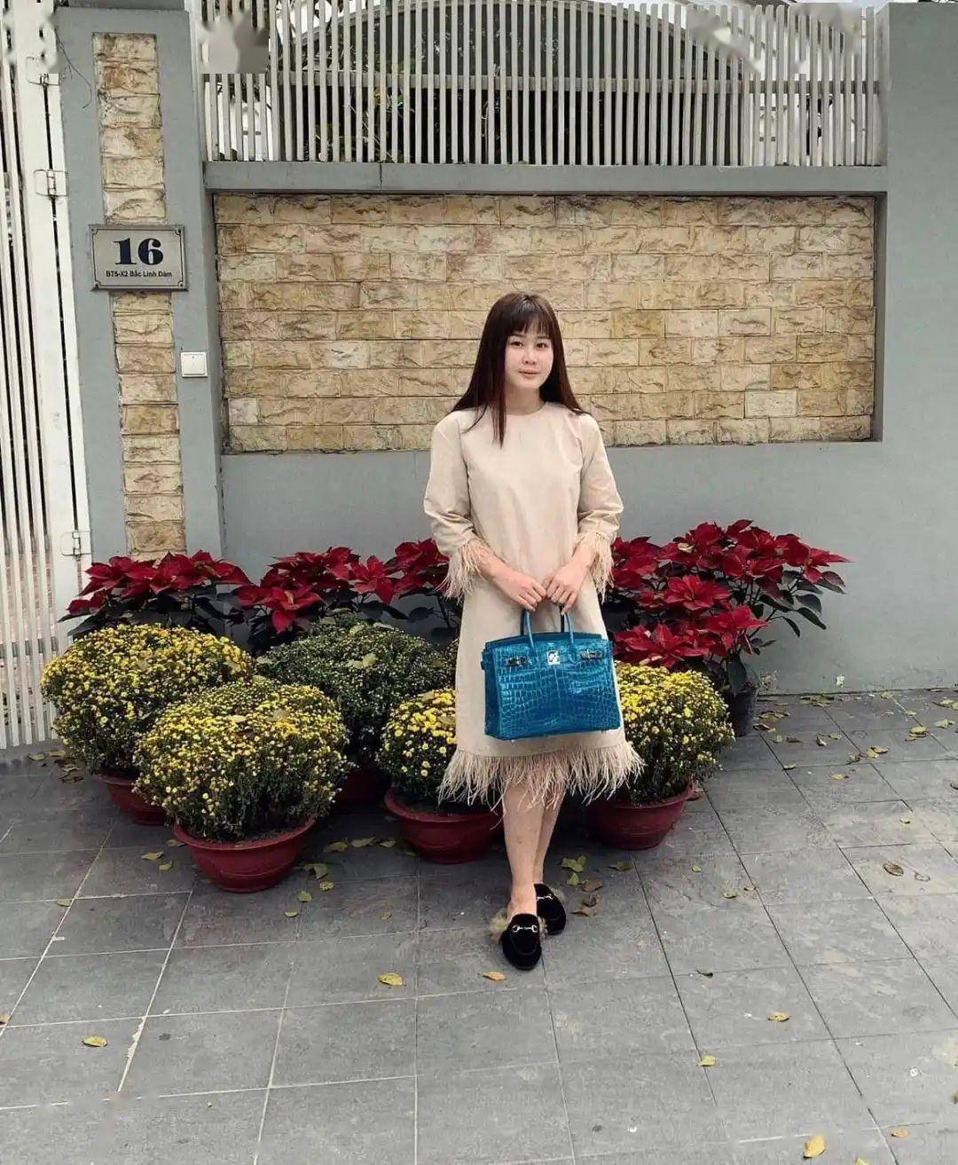 越南网红伪装白富美欺诈超40名富豪,雇龙套参加婚礼_蒂娜_丈夫_万安