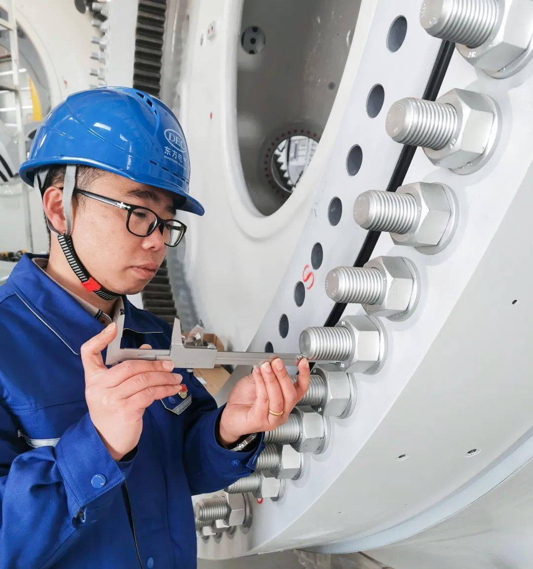 榜样丨公司劳模周世辉:为者常成 行者常至_项目_计划_工作