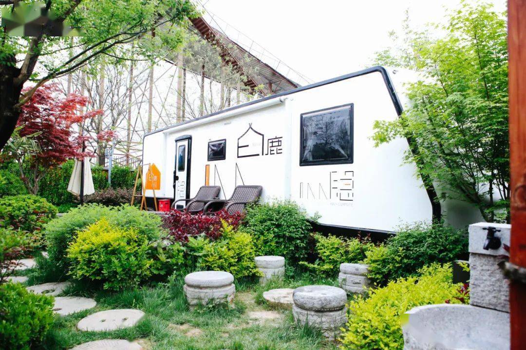 白鹿之隐拥有47个各具特色的独立庭院,房车住宿是白鹿之隐的主打特色