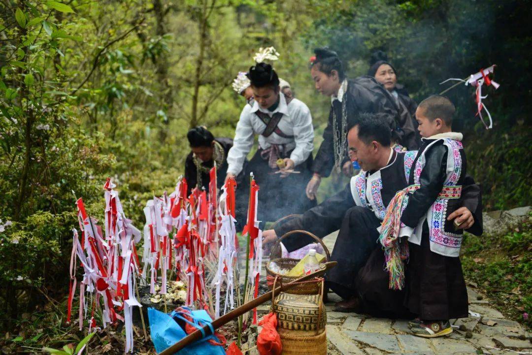 苗族二月二祭桥节图片