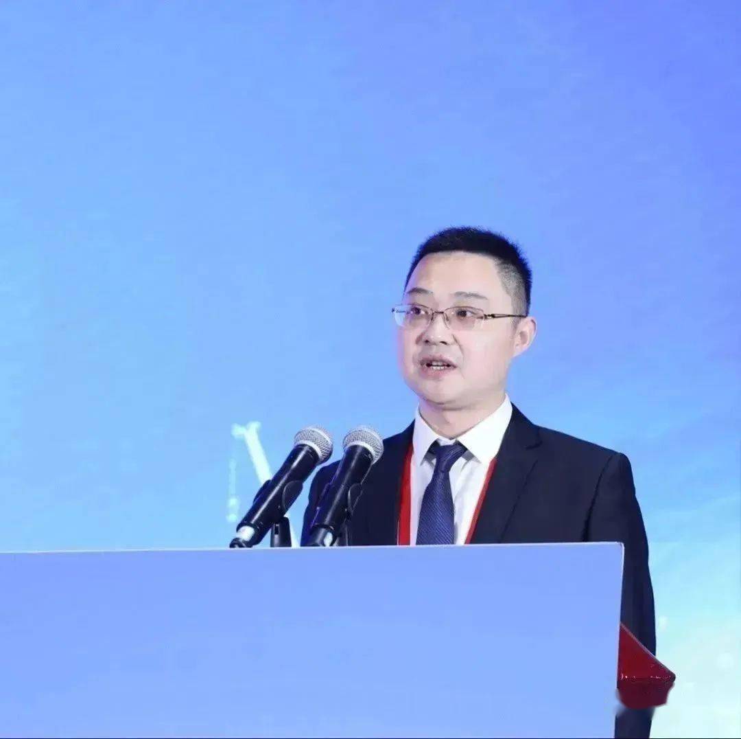 徐工·邳州工程机械产业投资推介会暨重大项目集中签约活动举行_发展