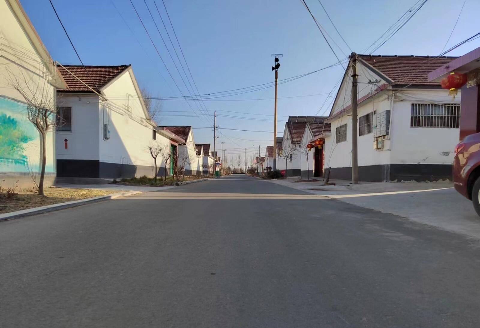 高密姚哥庄社区持续推进人居环境整治工作_攻坚_机械_村庄