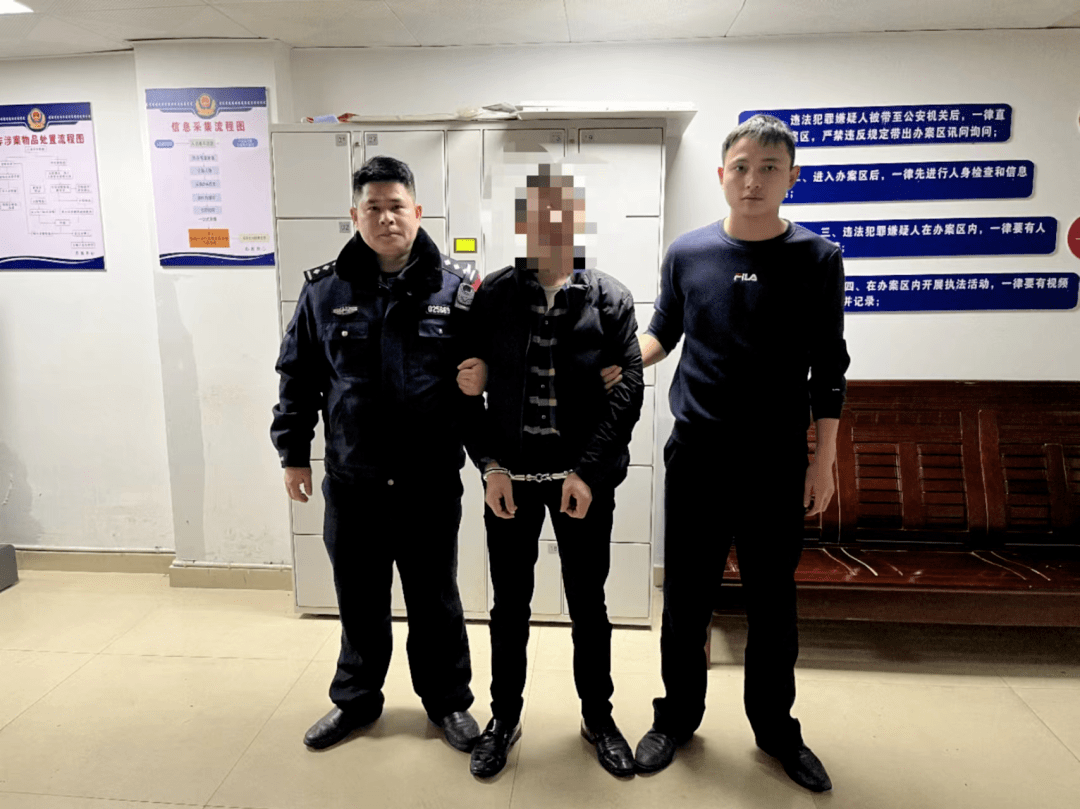 让“网逃”无处可“逃”!都昌警方抓获三名网上逃犯_江西_男子_进行