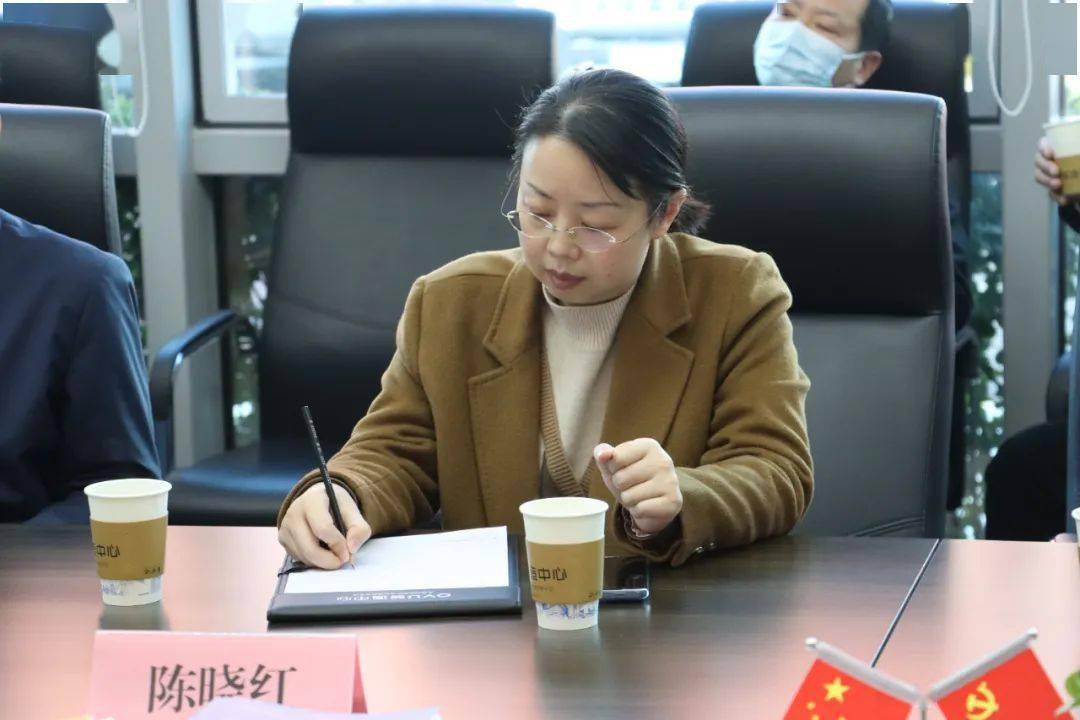 新洲区委常委陈晓红赵利洪对项目的建设运营及招商进度表示了高度的