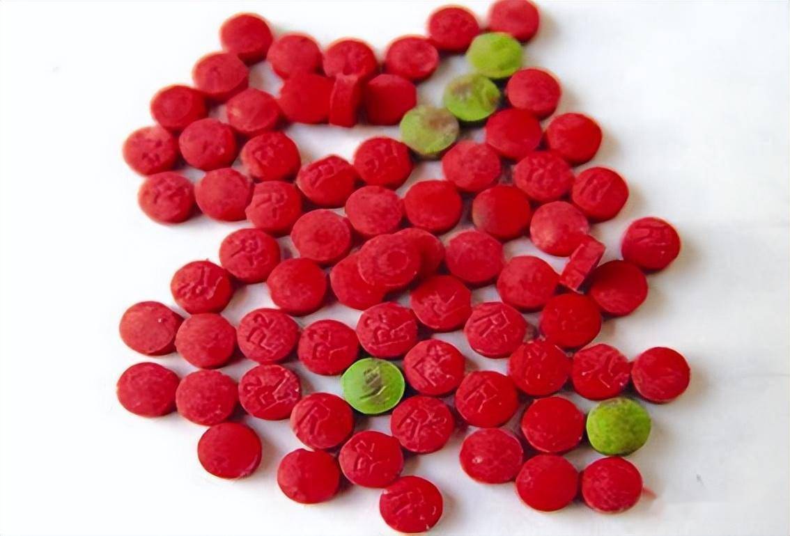 1903年在德国合成了一种中枢神经系统抑制剂,其化学名称为巴比妥酸盐