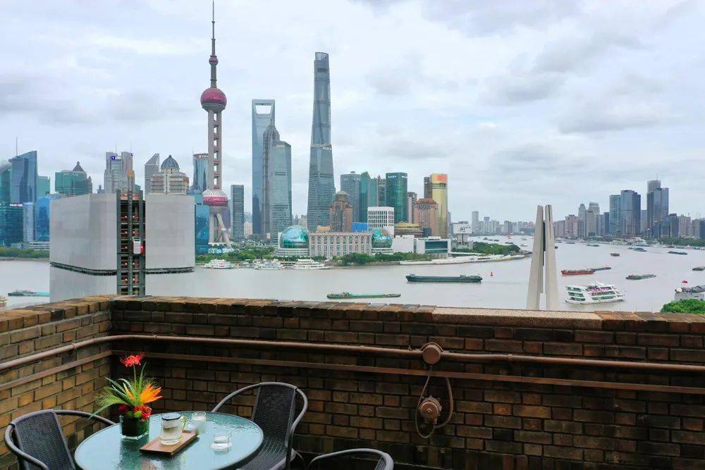 虹口抢上海大厦1366元/2晚城景房度假套餐,还有各类美食合集任选,俯瞰