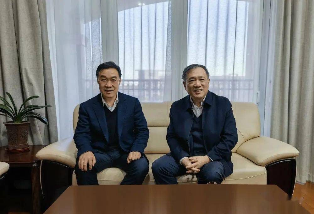 2月27日,县委书记孟凡雄带队到上海交通大学拜访交流,就深化校地合作