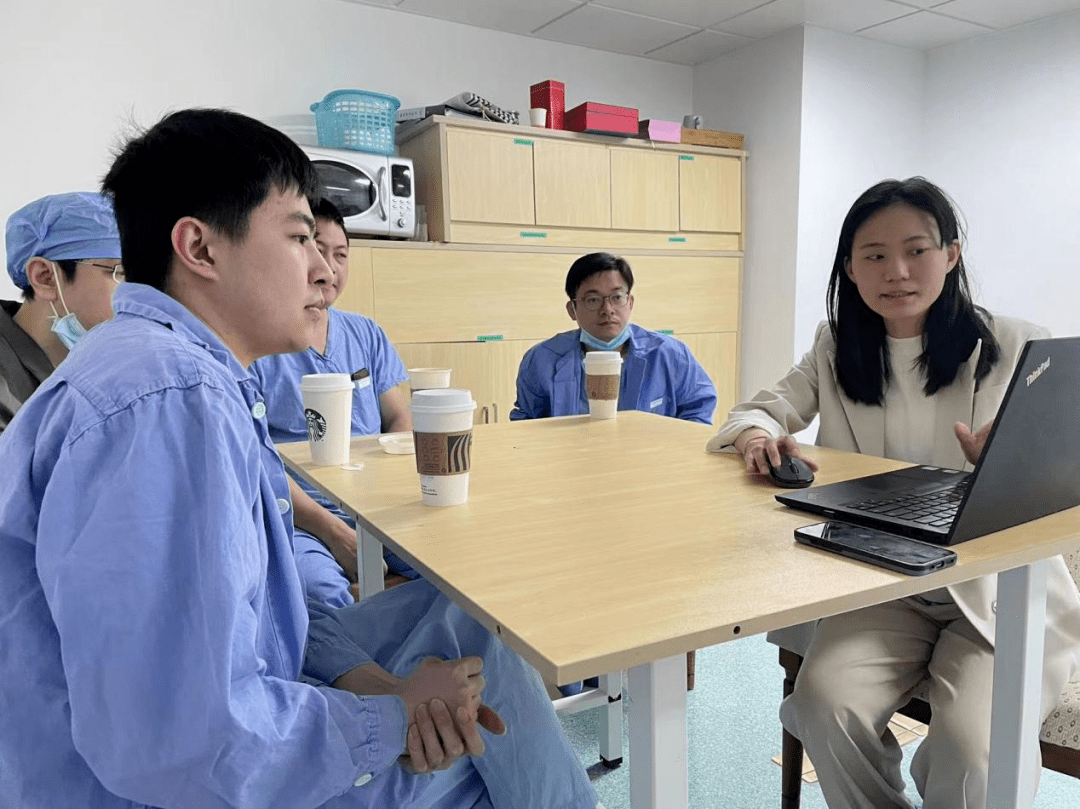 主任陈秋雄教授以及广东省人民医院李捷教授的指导下,陈文生主任团队