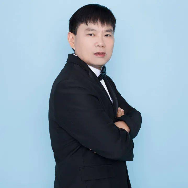 总经理演讲主题:双碳目标下河南塑料行业绿色发展与路径分析个人简介