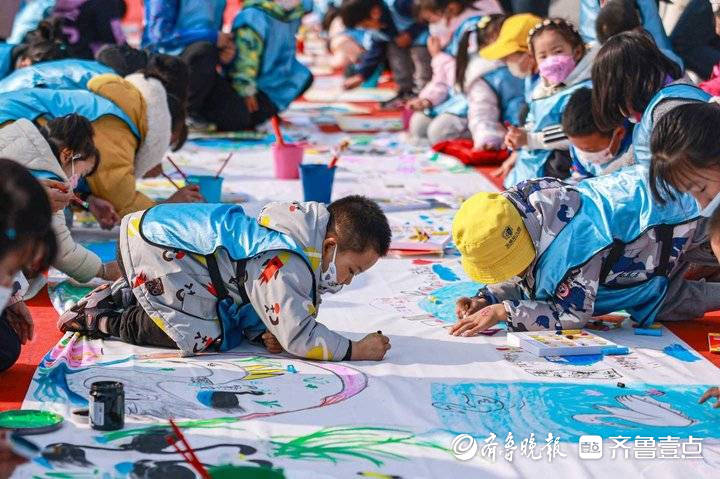 天鹅再见！荣成青少年手绘长卷向大天鹅辞别