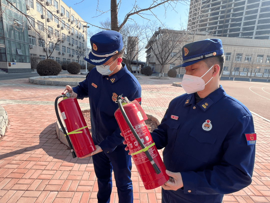 消防安全進校園 攜手共築平安線——營口市第二高級中學開展