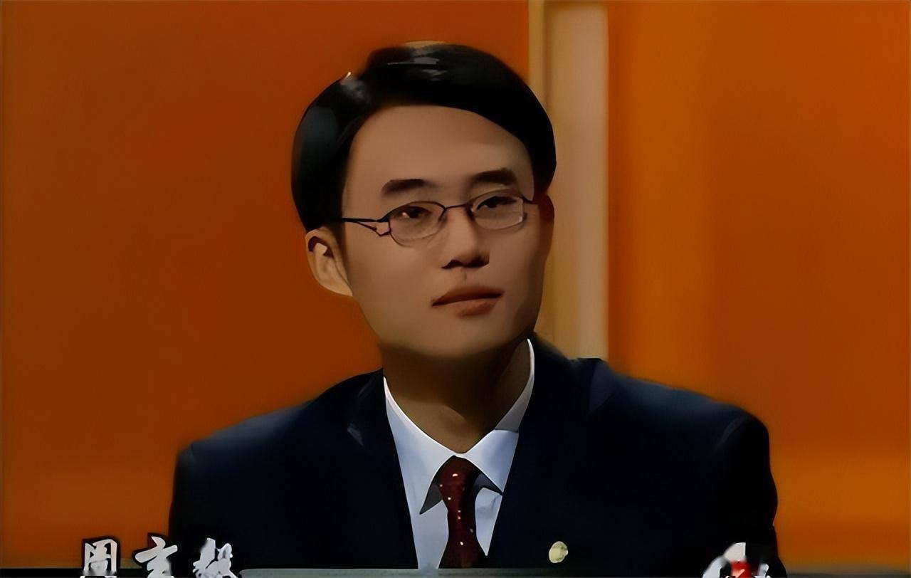 武大教授周玄毅的"高级猎艳"史,流氓不可怕,就怕流氓有文化_马薇薇