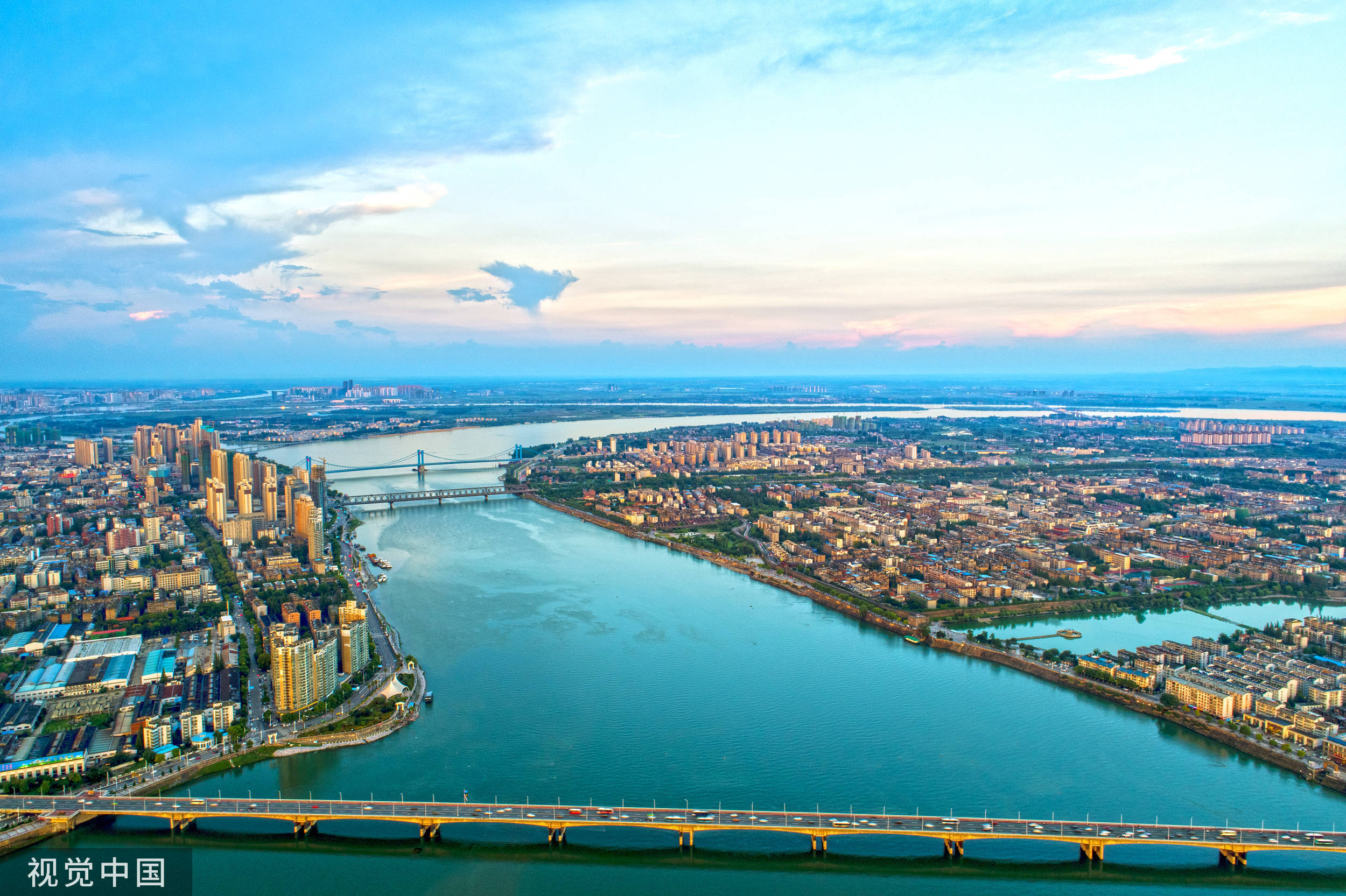 襄阳跳出汉江:对接上海紧盯两大新兴产业,谋求更高更快发展_新能源