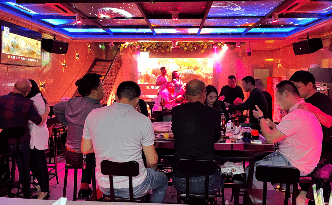 龙港这家酒吧又双叒叕搞事情啦~_音乐_活动_包厢