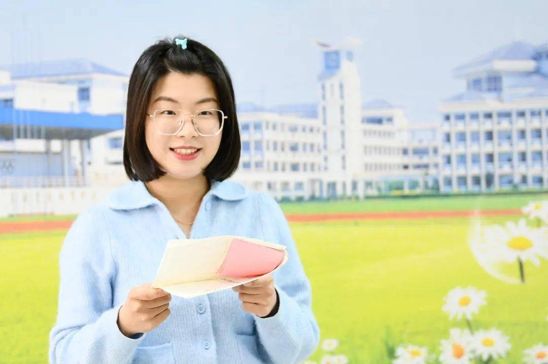 中学部第四周值周小结及一周文明之星_陈紫涵_鲁晓兵_竞赛