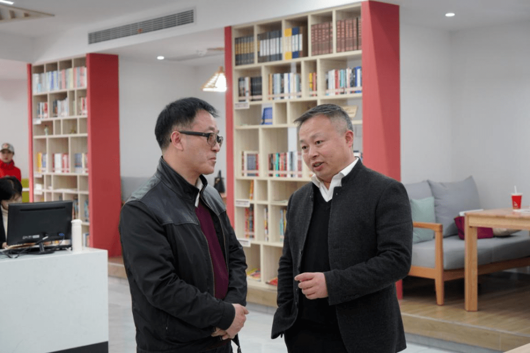 王承庆参观宁国市工人文化宫——职工书苑_场所_首期_读书会