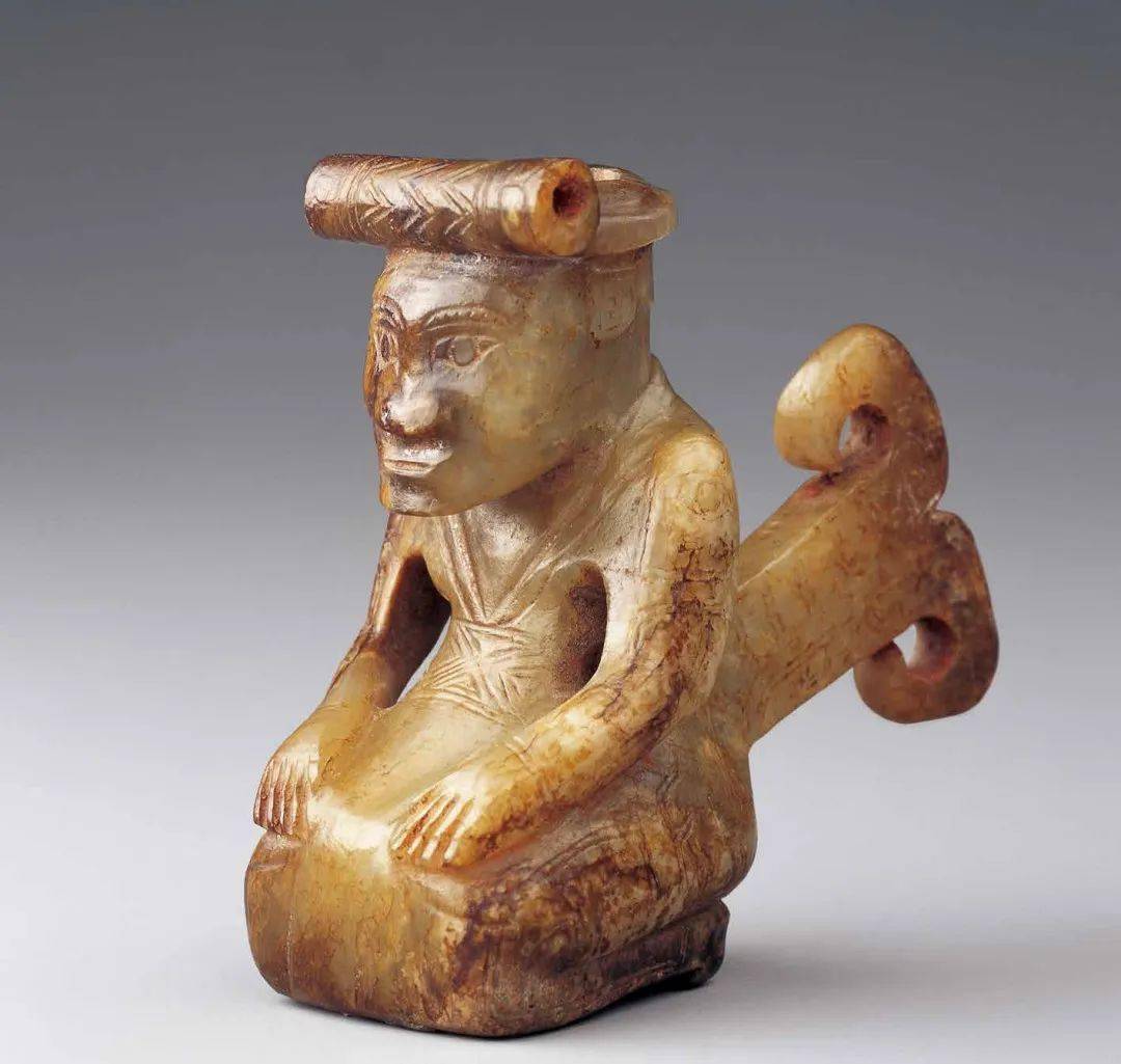 玉人历史上有这样一位女性榜样——妇好,她是商代王后,更是一位杰出的