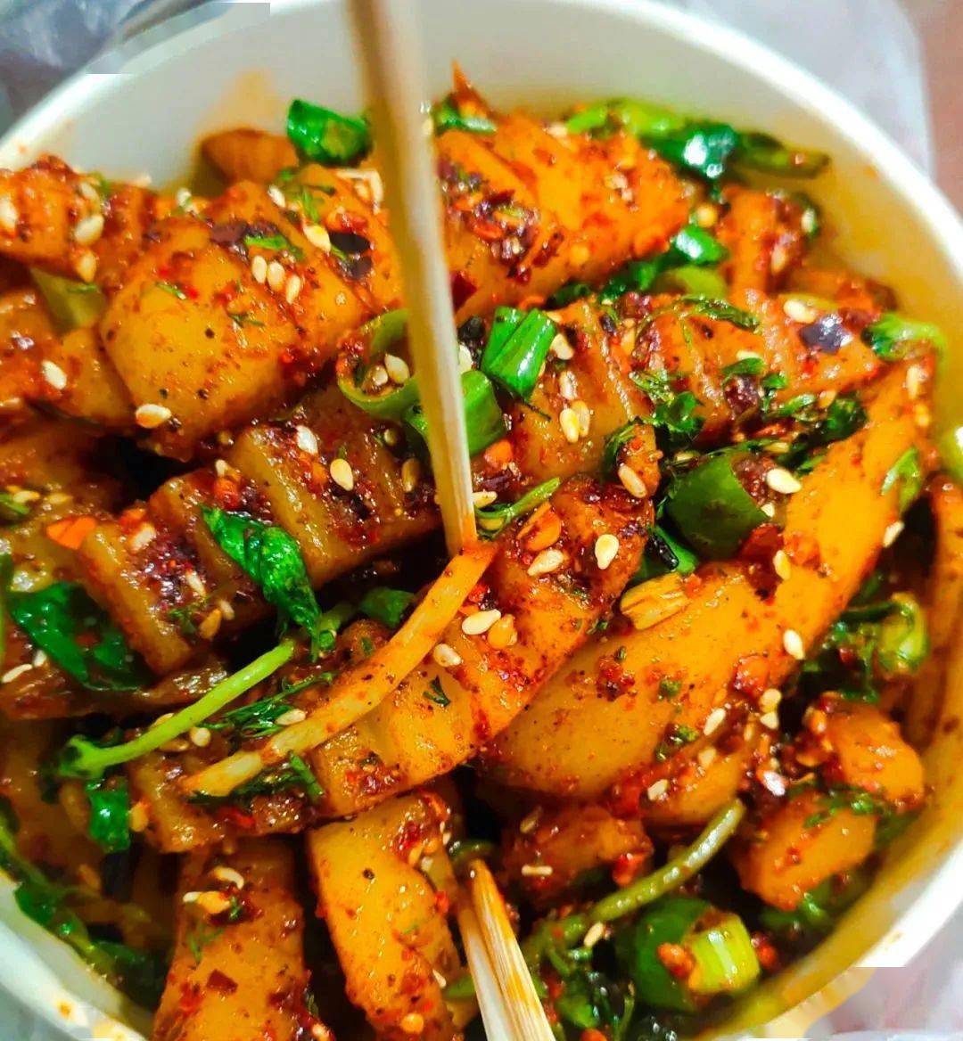 保山| 不一样的小城味道——炸洋芋_薄荷和_松山_香气