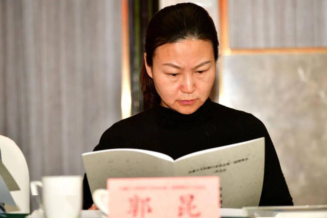 内蒙古太阳能行业协会第二届理事会二次会议在呼和浩特