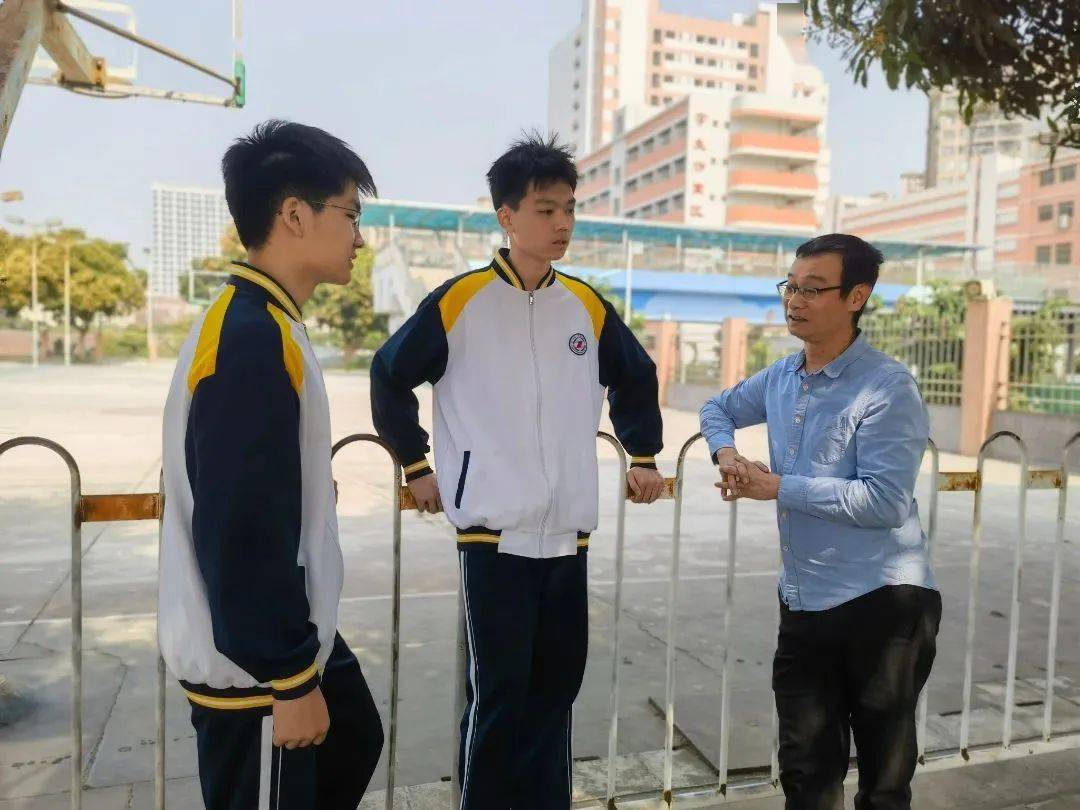 【名师风采】江门一职翁建勋:助中职学子登上"国赛"领奖台_专业_广东