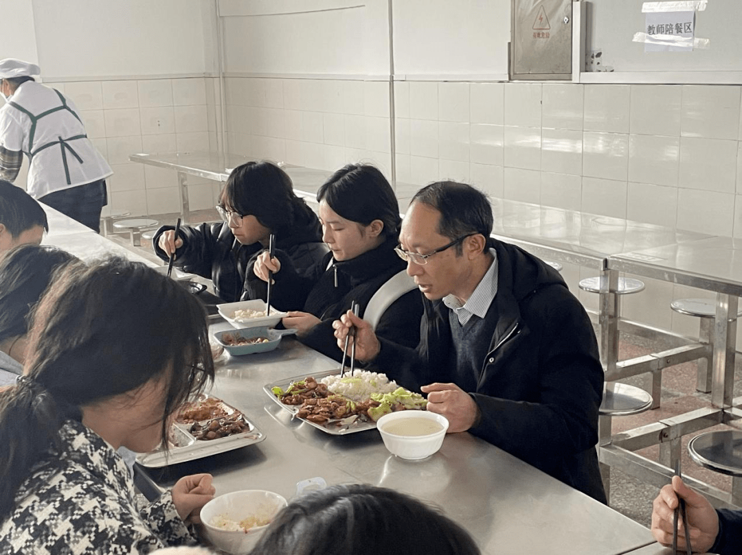 遂宁一中:筑牢校园食品安全防线,守护师生舌尖上的安全_工作_检查