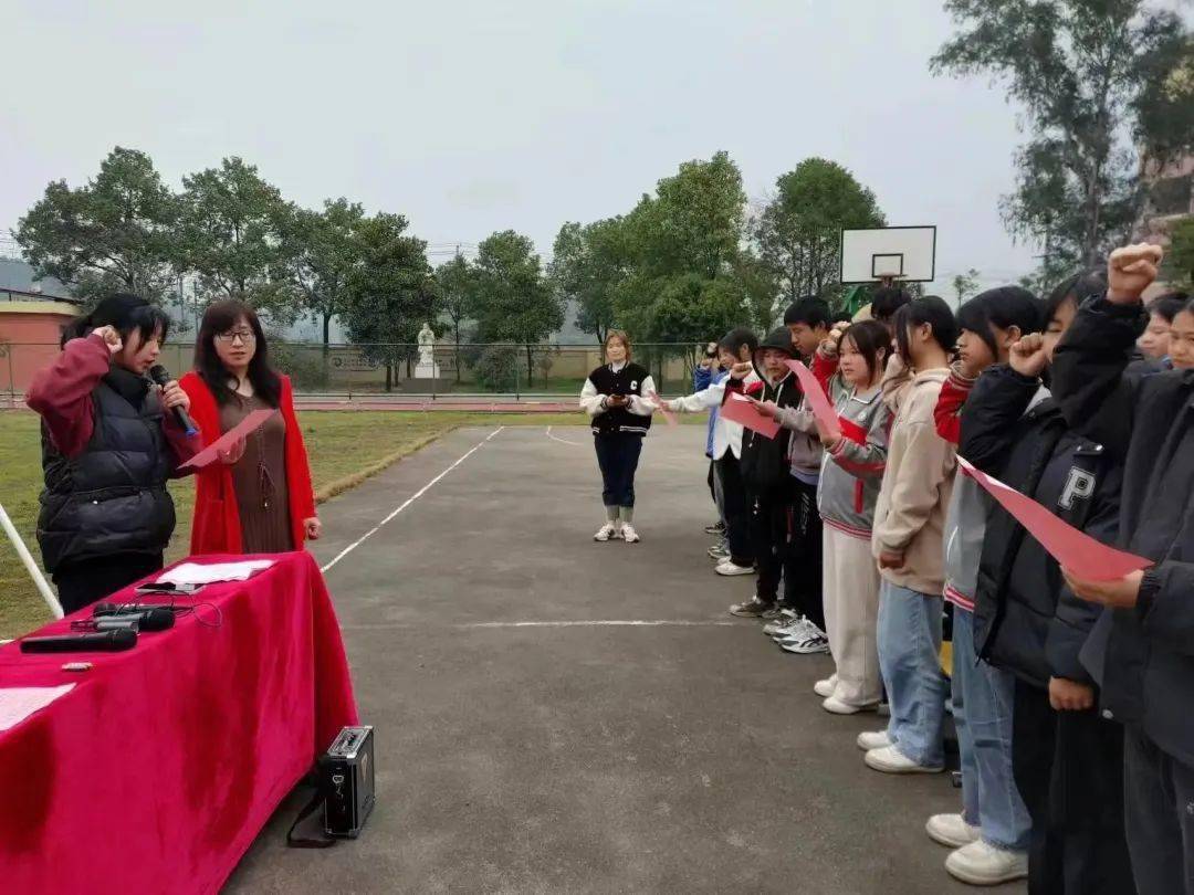 袁州区合浦中学:青年教师优质课比赛/百日誓师,青春似火_中考_教学