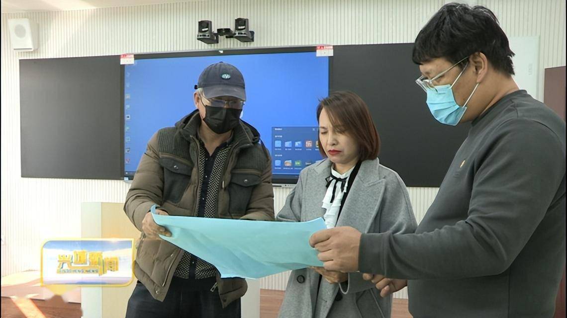 她曾先后荣获兴城市十大杰出青年,葫芦岛市青年创业者等荣誉,她就是市