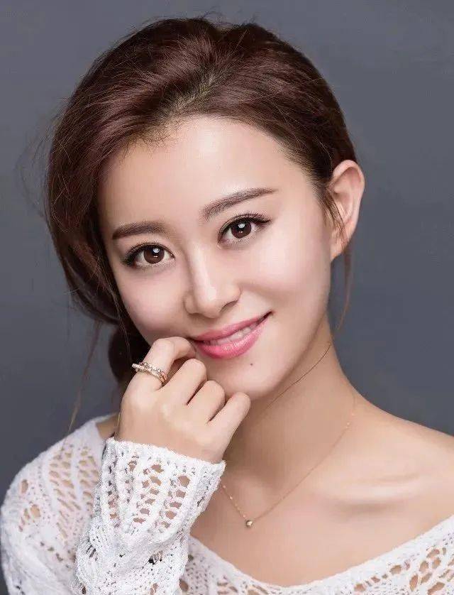 女高音:唐文娟管子:王思维京胡:张学琴打击乐:高晓旻女高音:李婷笛子