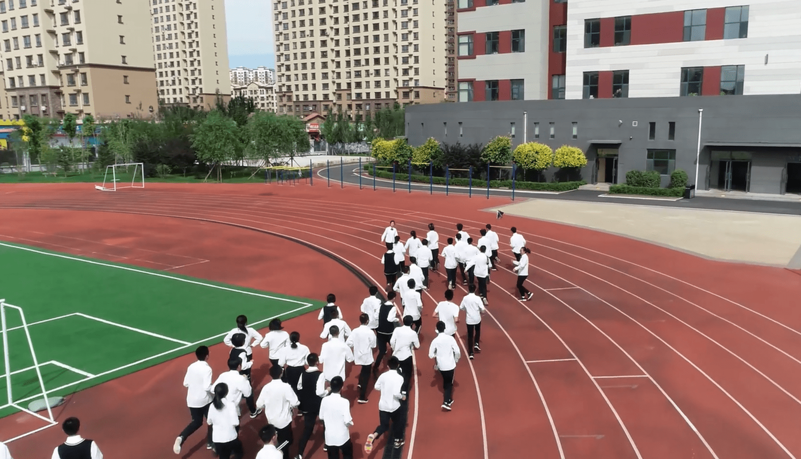 成都今年体育中考,长跑"暂停"!明年呢?你怎么看?_调整_项目_进行