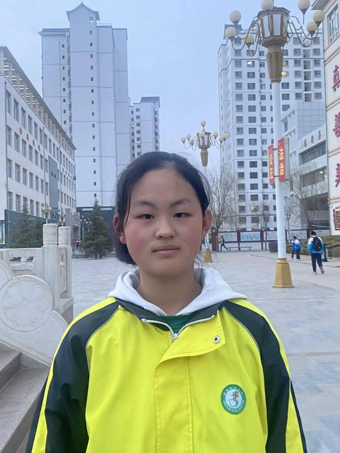 许婷,环县第五中学九年级(7)班学生,开朗活泼,好学上进,是一名品学兼