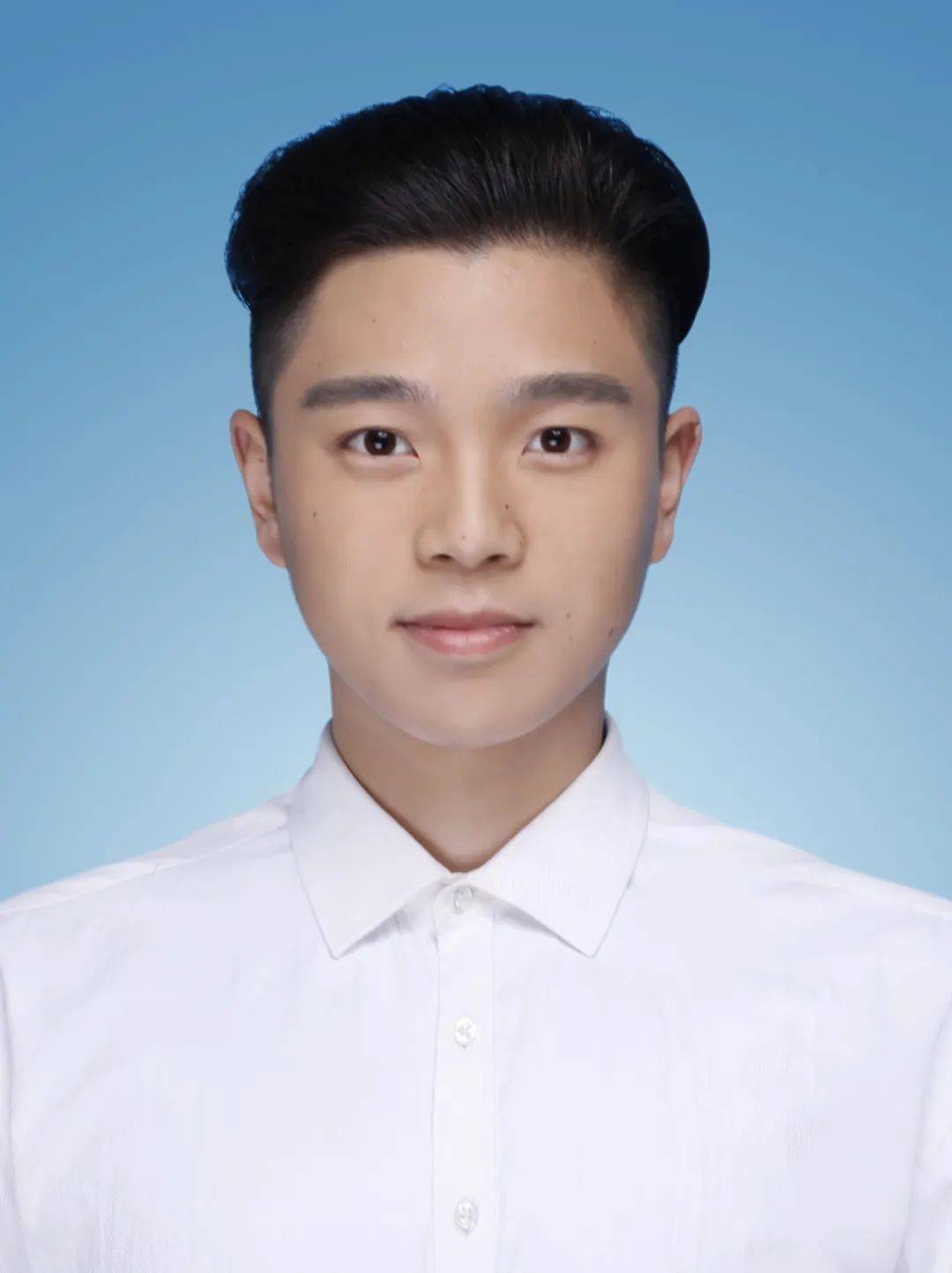 八高榜样 | 钱晟:于众声喧哗处,聆听真我心声_博士_比较文学_研究生