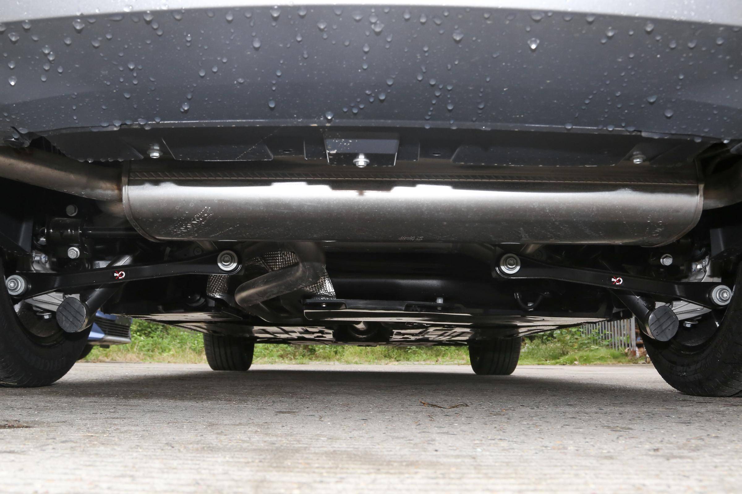 标致508l售价跌至11.97万,配1.6t动力 爱信6at,值不值得购买?