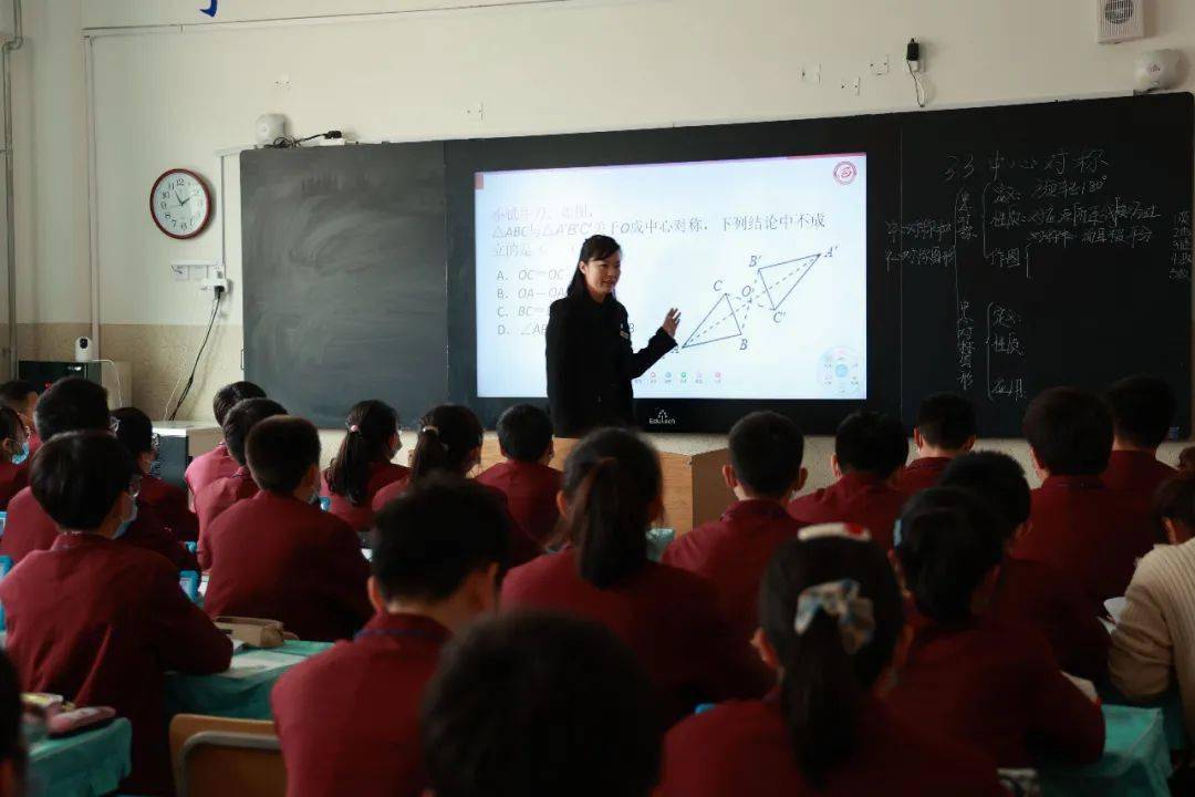 雨田实验中学铁西校区图片