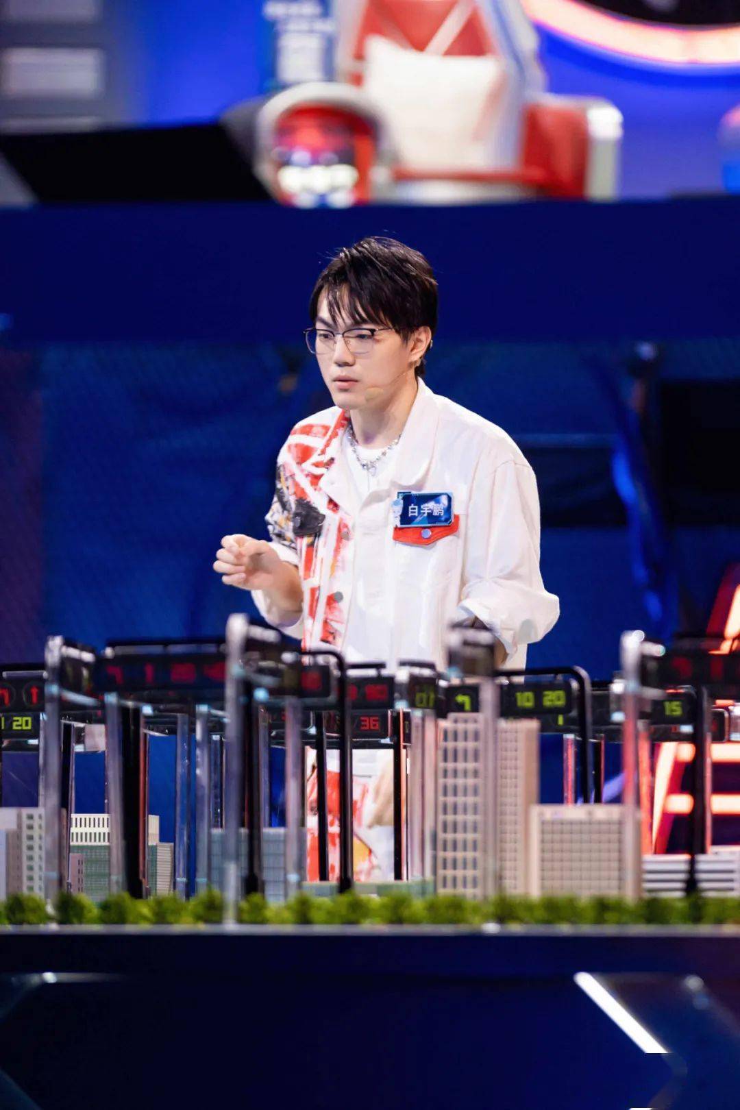 太原小伙儿白宇鹏卫冕《最强大脑》第十季脑王!_节目_科学_速度